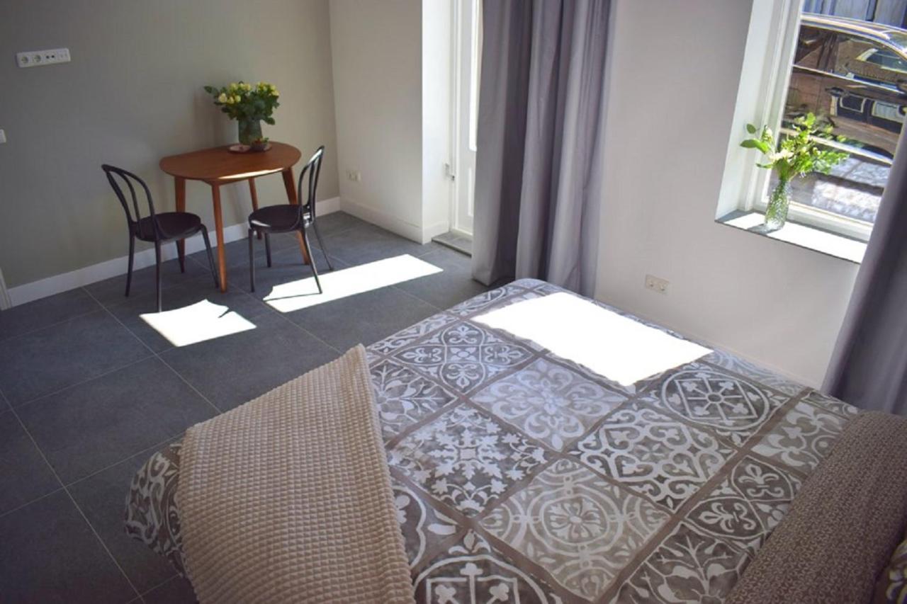 Bed and Breakfast "In De Kloosterhof" Gratis Prive Parkeren Ассен Екстер'єр фото